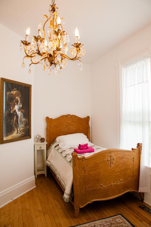 Hôtel Somewhere In Time à Huntley Extérieur photo